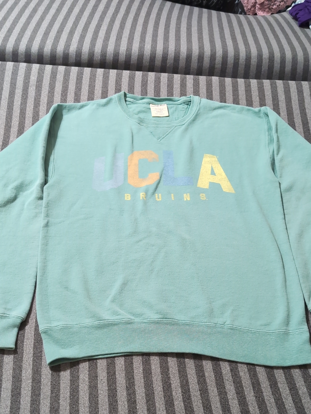 Comfort Wash UCLA Bruins Mint Green Crewneck Sweatshirt S